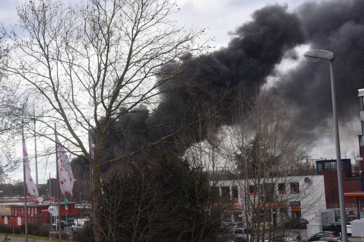 Großbrand Lagerhalle.JPG