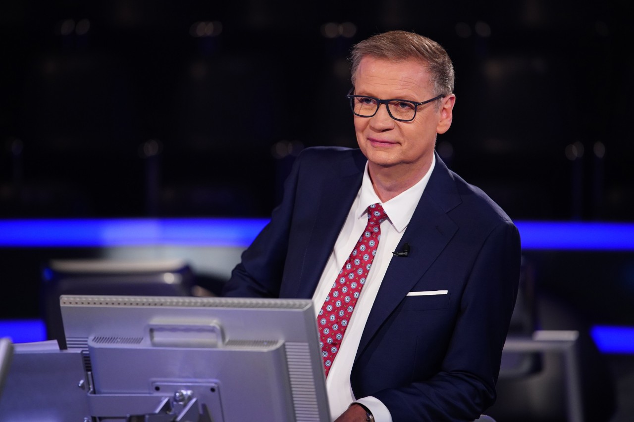 Wer wird Millionär: Gümther Jauch kann nicht glauben, was er in seiner Show sieht.