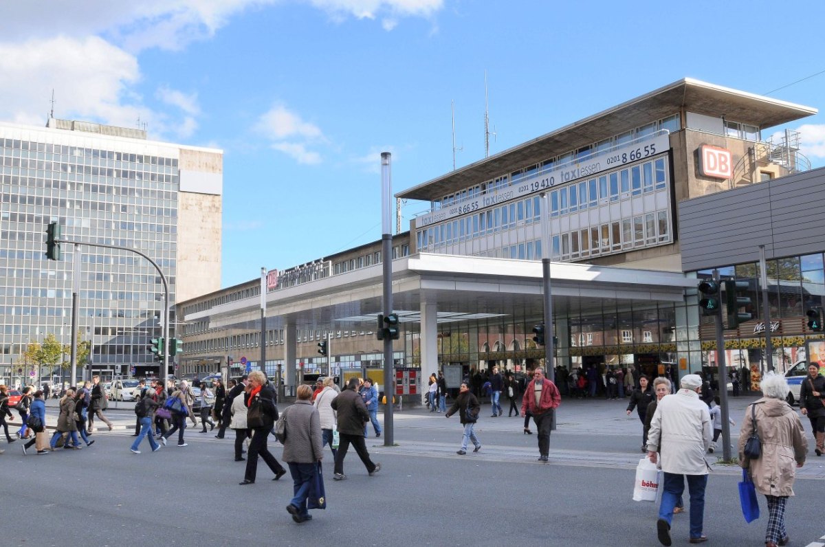 Hauptbahnhof Essen.jpg