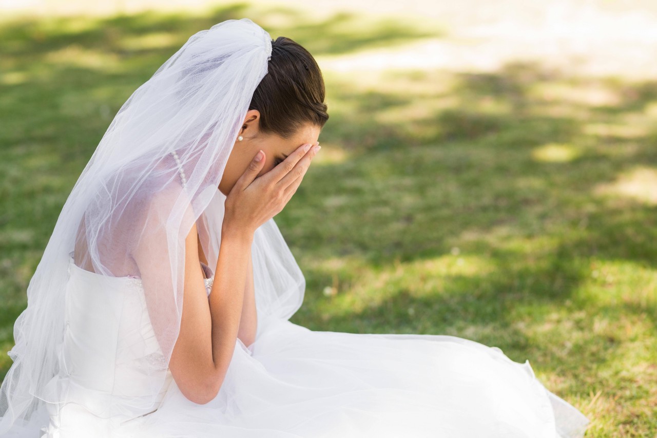 Hochzeit: Nach einem geschmacklosen Geschenk lädt die Braut ihre Mutter von der Trauung aus. (Symbolbild)