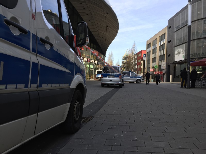 Die Drohung bezieht sich nach Informationen der Polizei ausschließlich auf das Einkaufszentrum.