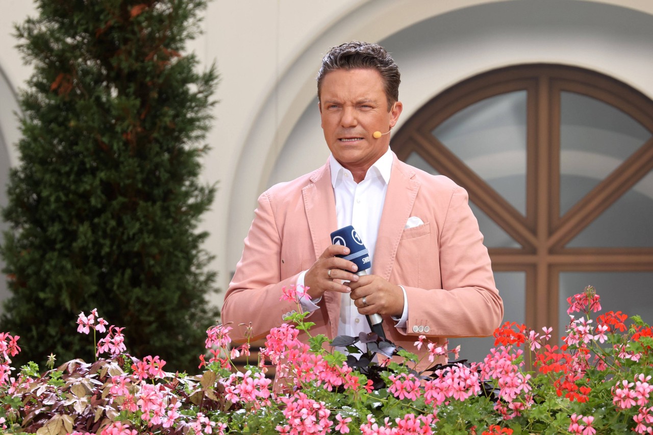 „Immer wieder sonntags“-Moderator Stefan Mross muss sich auf eine Änderung einstellen. (Archivfoto)