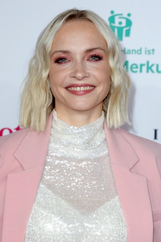 Janin Ullmann, hier im November 2021, teilt auf Instagram gegen Lena Gercke aus – die Moderatorin ist bald bei „Let's Dance“ zu sehen. 