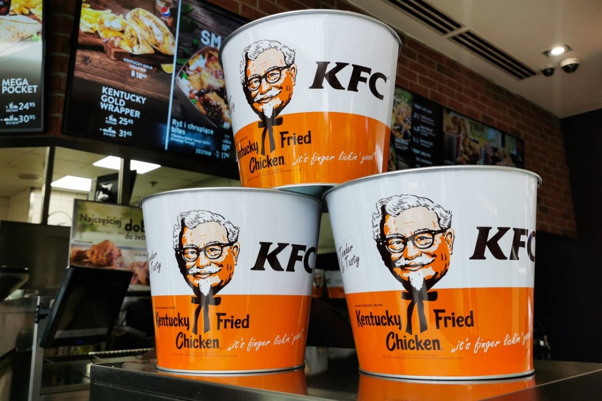 KFC Hungrige Kundin.jpg