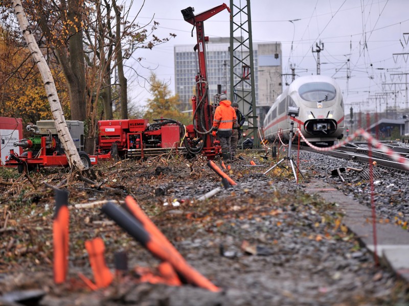 Seit dem 20. November umfahren alle Fernzüge Essen. Einzige Ausnahme: der in Essen startende ICE nach München (über Nürnberg).  Foto: Sebastian Konopka