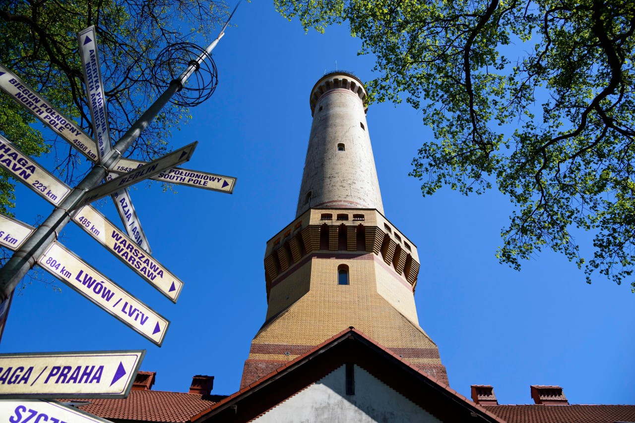 Ein Wahrzeichen von Polen, der Leuchtturm in Swinemünde, ist einen Besuch wert. Doch mit einem deutschen Kennzeichen kommt man nicht nah heran. (Archivbild)