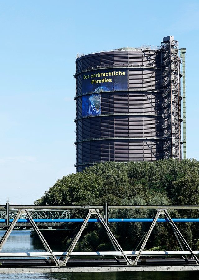 Megaposter_Gasometer_Oberhausen_1.jpg