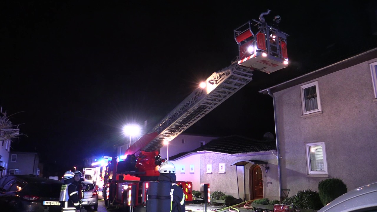 Mülheim: Dramatischer Einsatz der Feuerwehr in Heißen.