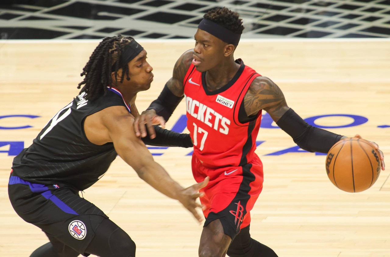 Läuft die NBA mit Dennis Schröder (r.) bald auf Sky?