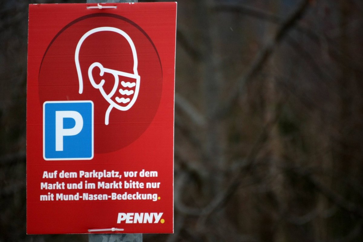 Penny-Maskenpflicht-Maske.jpg