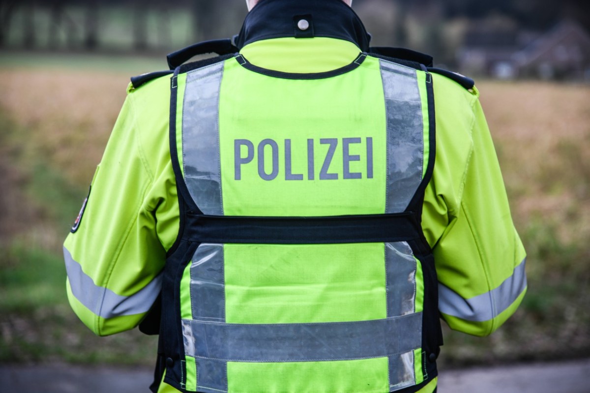 Die Polizei ermittelt nun gegen den Besitzer und eine Frau wegen Tierquälerei. (Symbolbild)