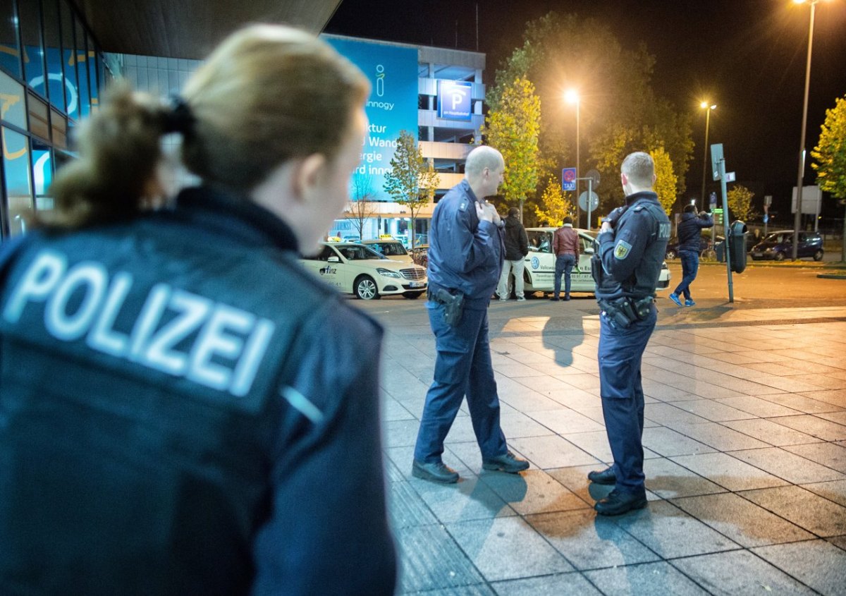 Polizei Bahnhof.jpg