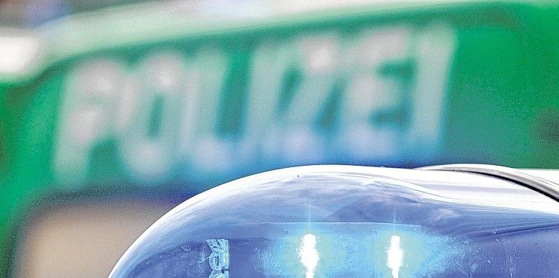 Polizei_Blaulicht_Schriftzug--543x199--656x240.jpg