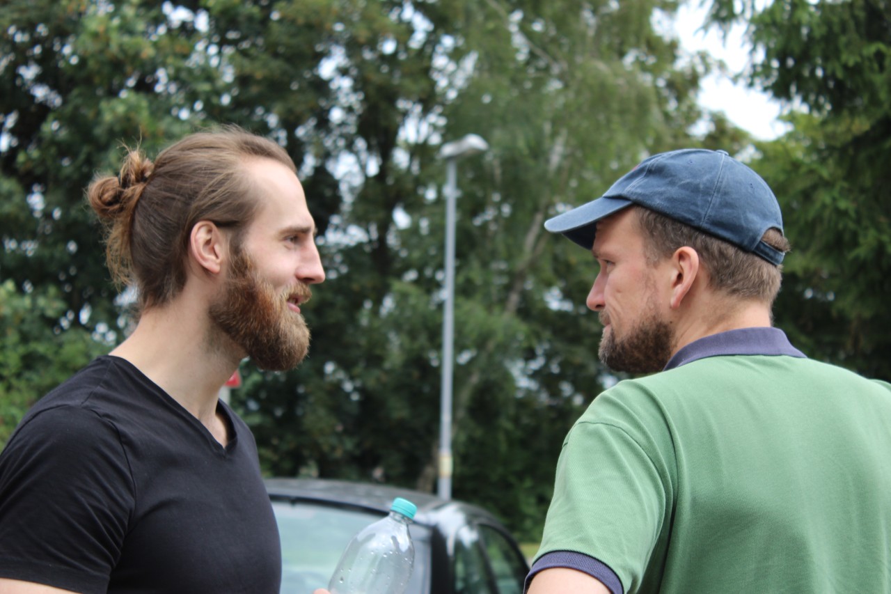 Am Set: Hauptdarsteller Michael Mölders (r.) und Regisseur und Drehbuchautor Alexander Waldhelm.