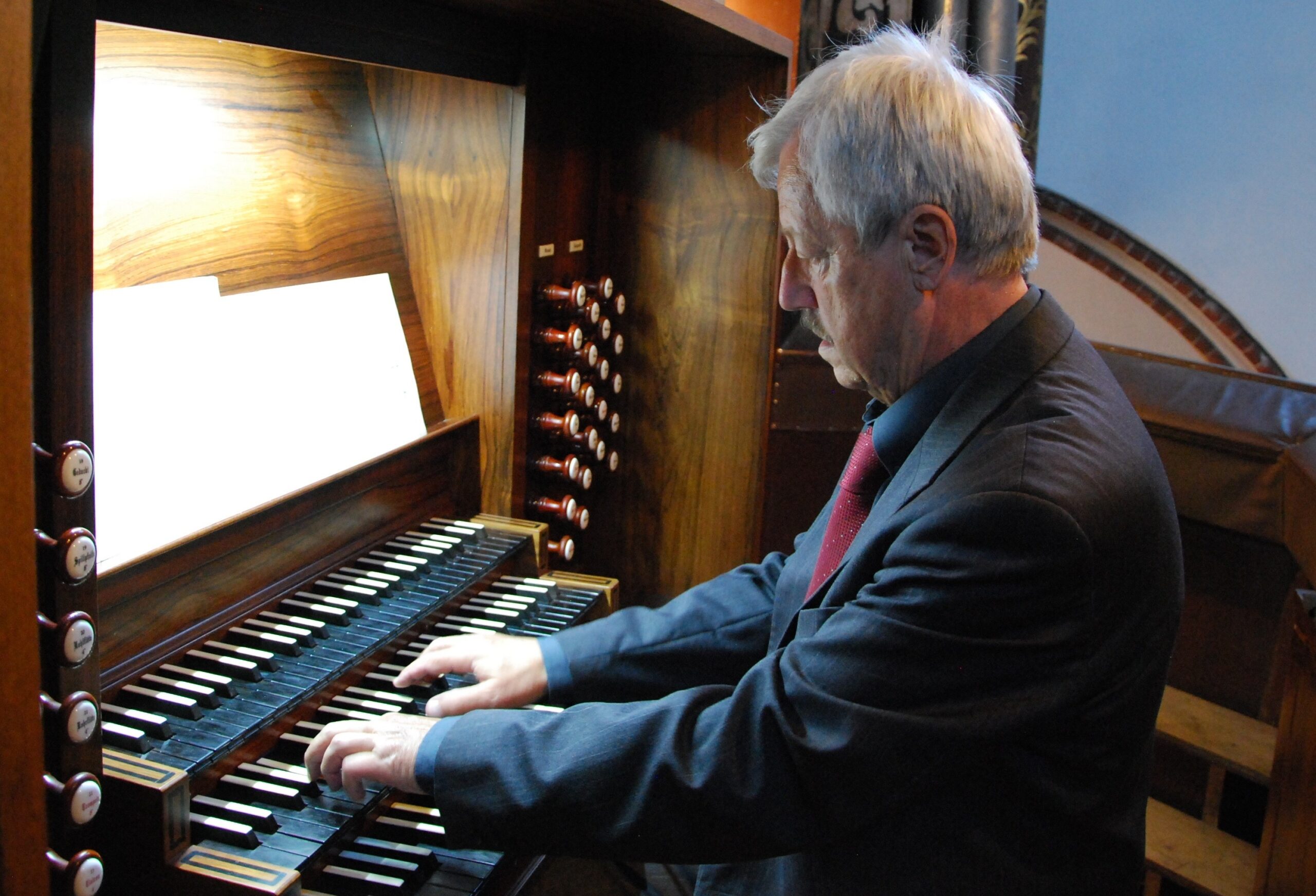 Prof. Józef Sarafin, Festivalleiter in Kamień Pomorski. 