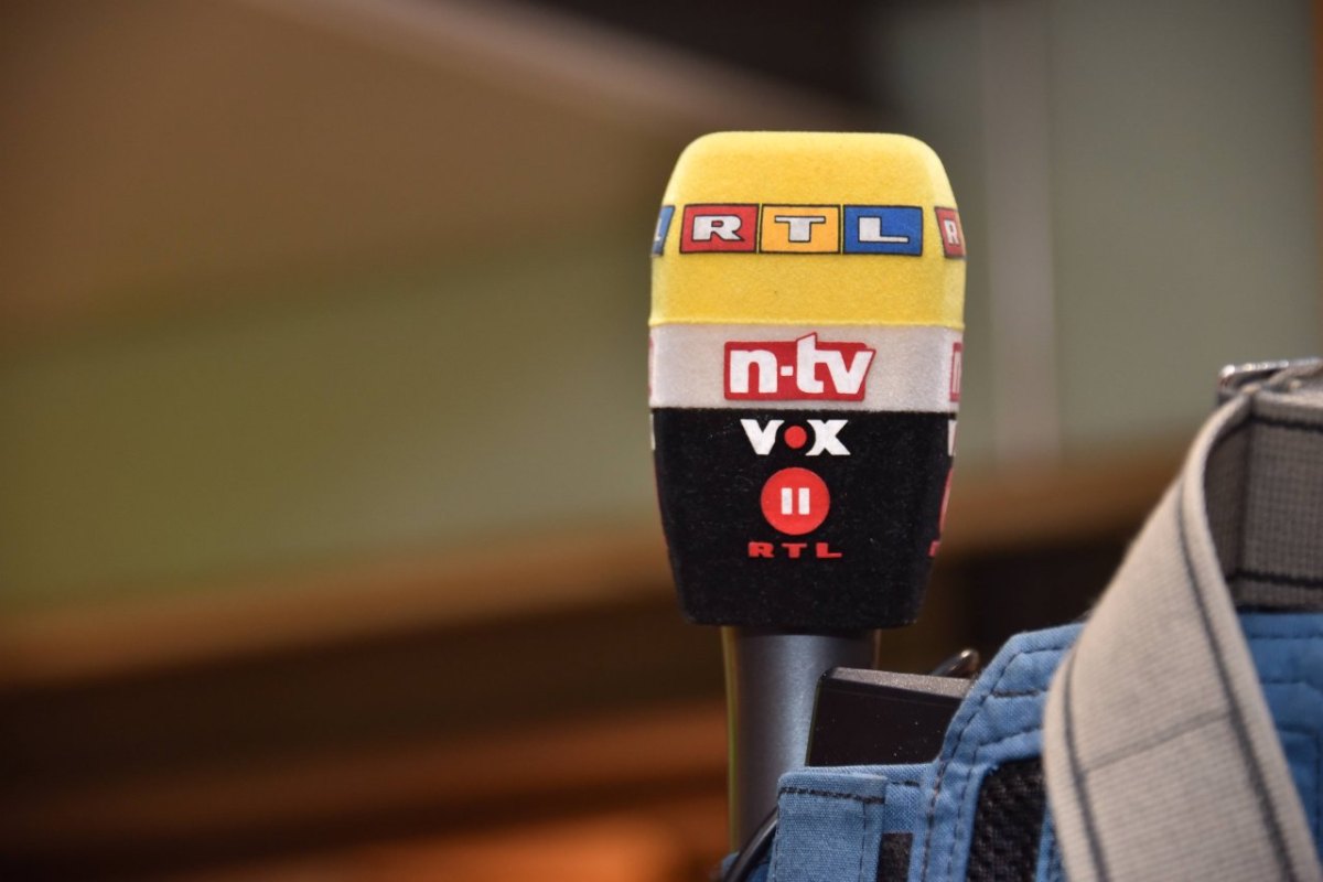 RTL Logo Mikrofon