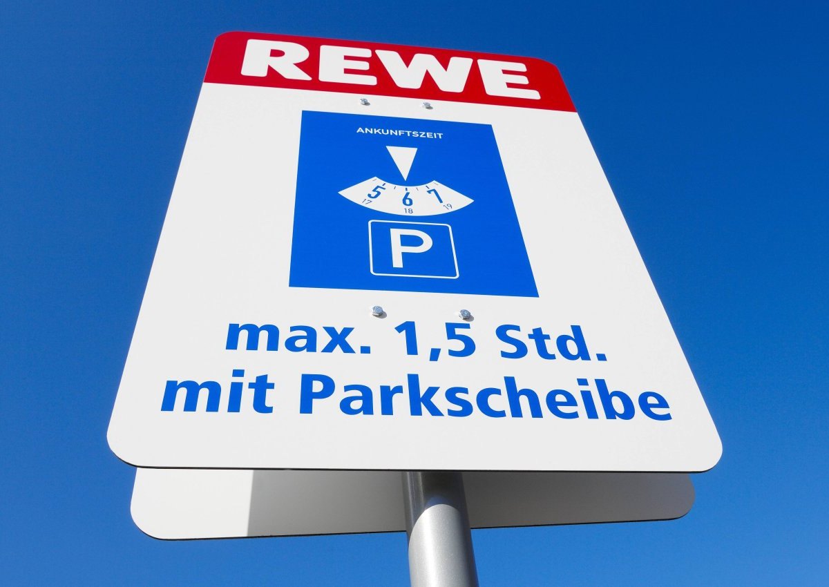 Rewe Parkplatz.jpg