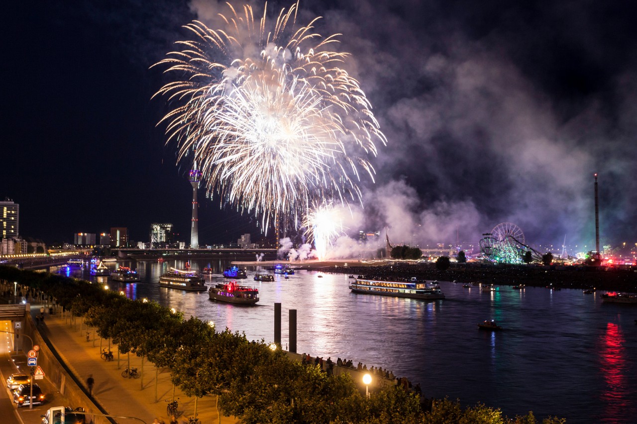 Die Rheinkirmes in Düsseldorf fällt auch dieses Jahr ins Wasser.