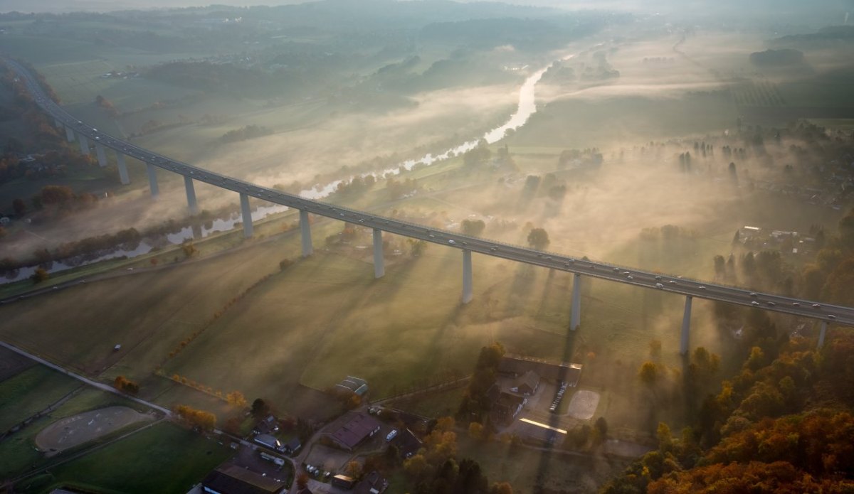 Ruhrtalbrücke-.JPG