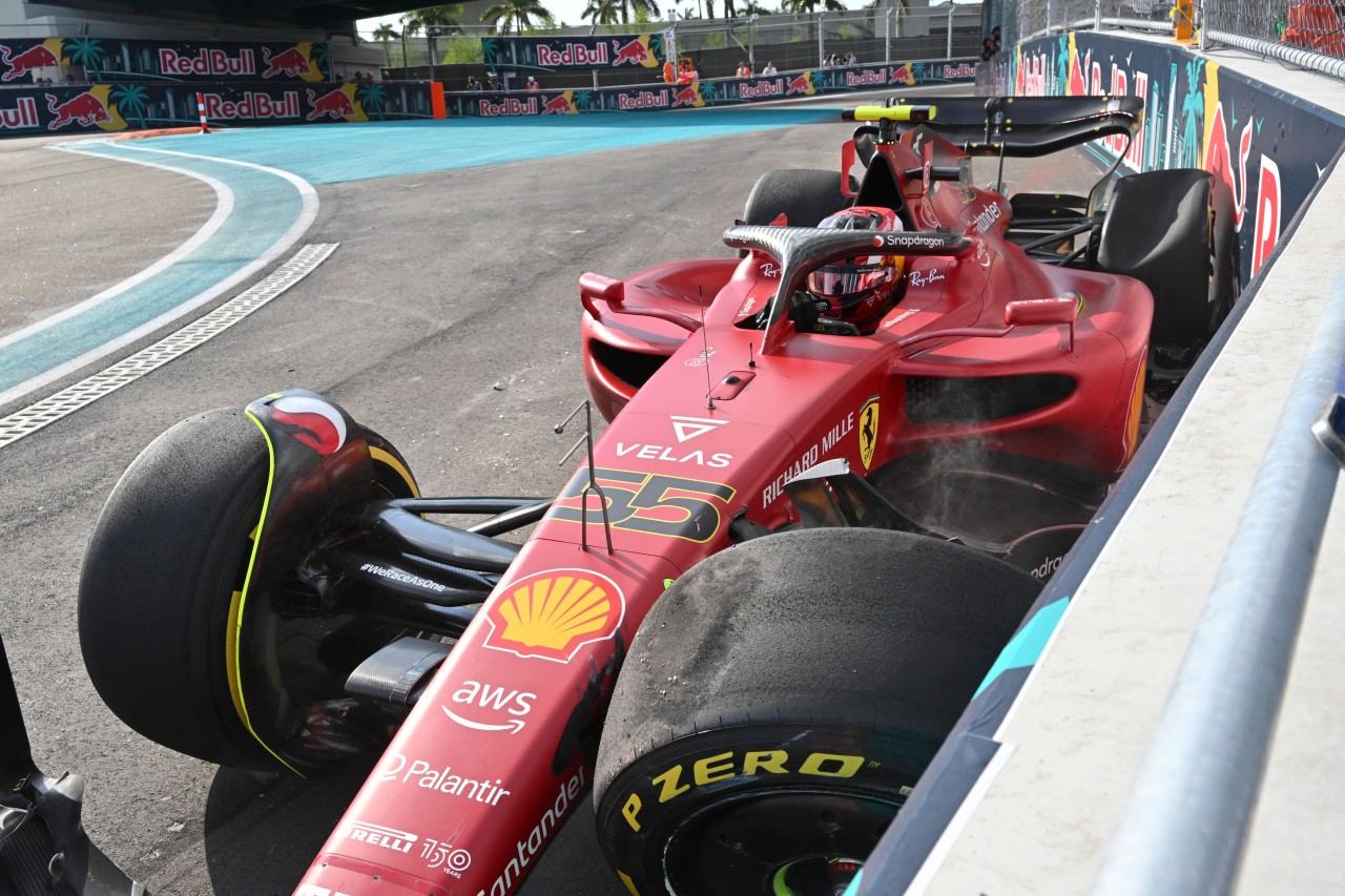 Carlos Sainz nach seinem Unfall im Miami.