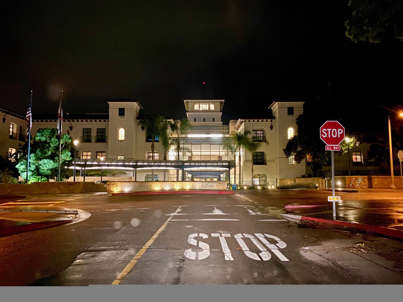 In diesem Krankenhaus, dem Santa Barbara Cottage Hospital, brachte Meghan Markle ihre Tochter zur Welt.