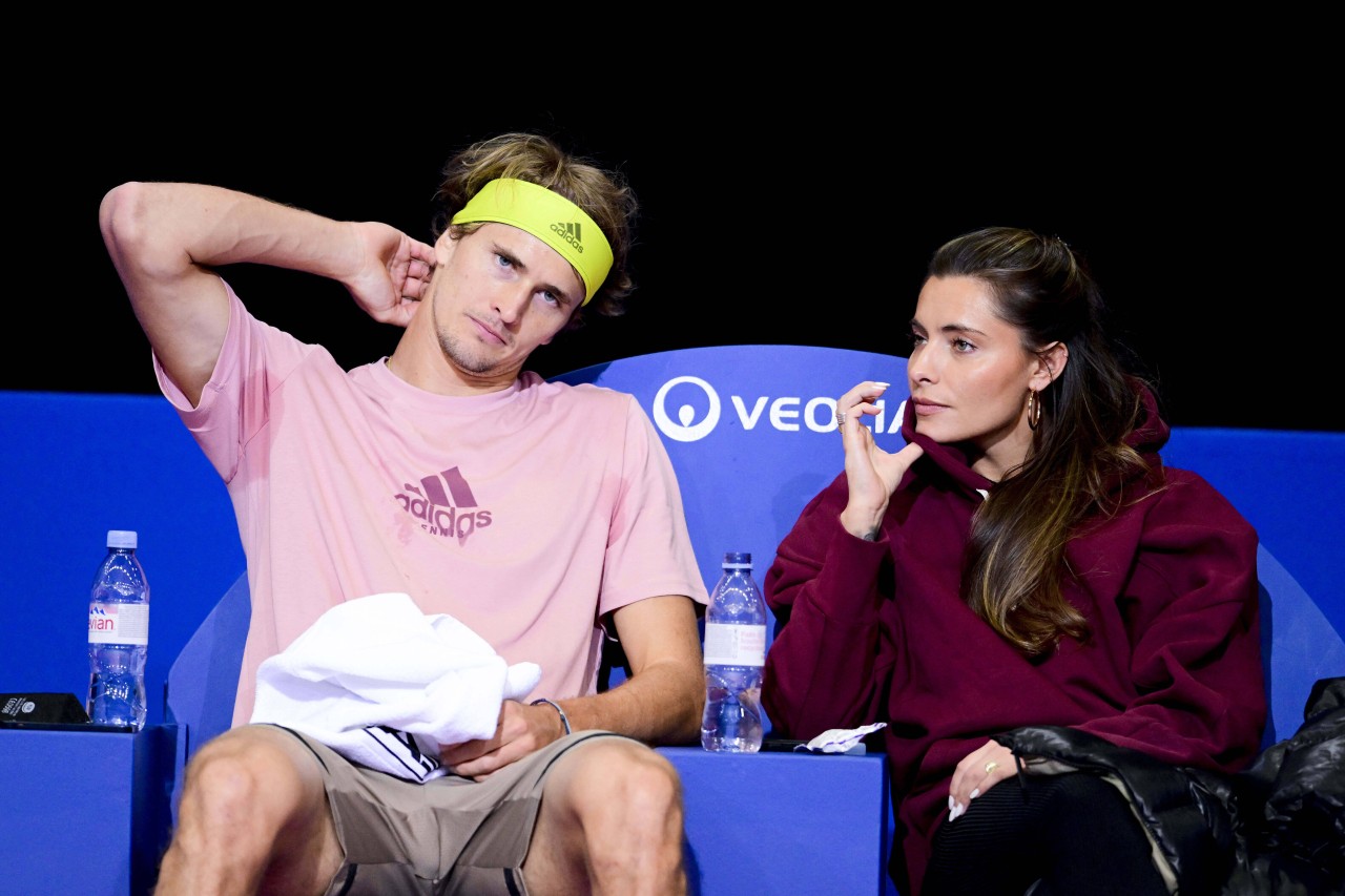 Sophia Thomalla und ihr Freund Alexander Zverev, hier im Januar 2022, haben es nicht ganz leicht mit ihrer Beziehung.