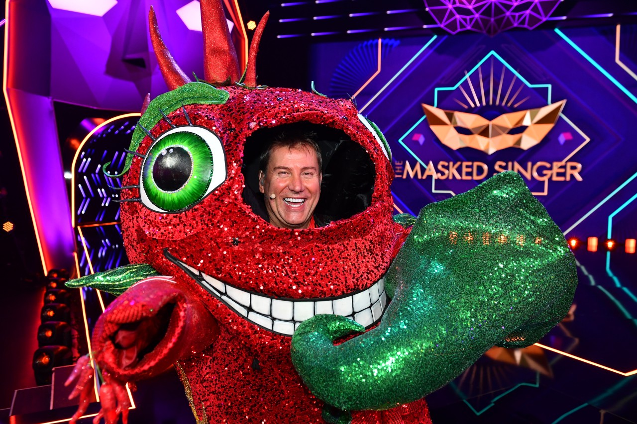 Jens Riewa flog als erstes bei „The Masked Singer“ raus.