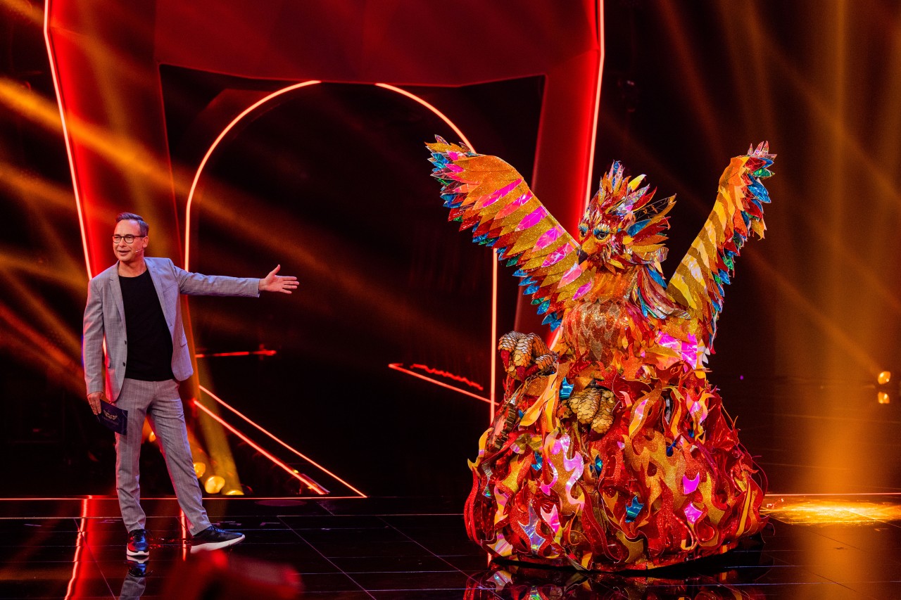 „Der Phönix” ist eine der Masken in der ProSieben-Show bei „The Masked Singer”.