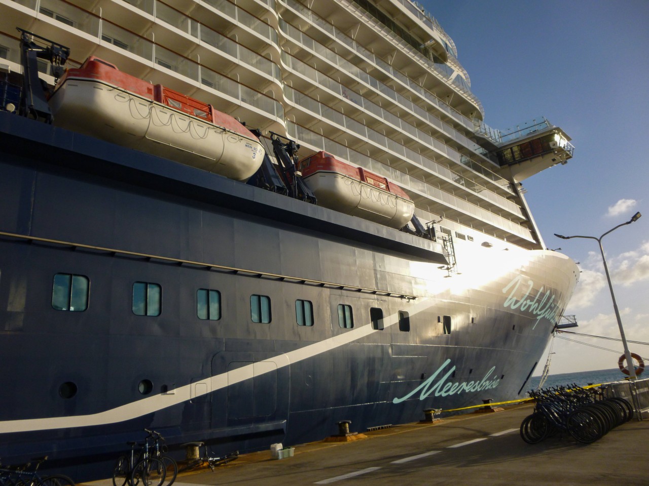 Die „Mein Schiff“ reist wieder mit einer Kreuzfahrt-Ikone. Fans flippen aus. (Archivbild)