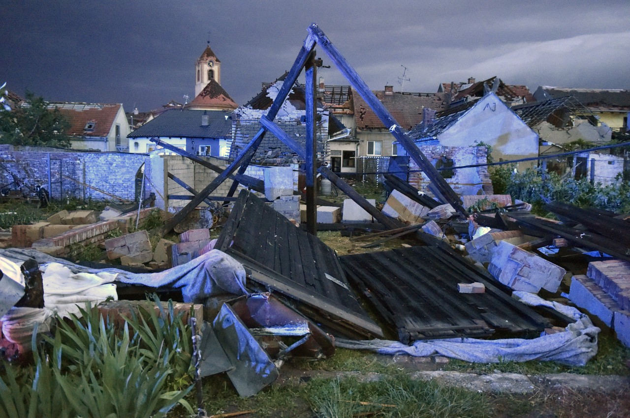 Der Sturm hat zahlreiche Verletzte gefordert.