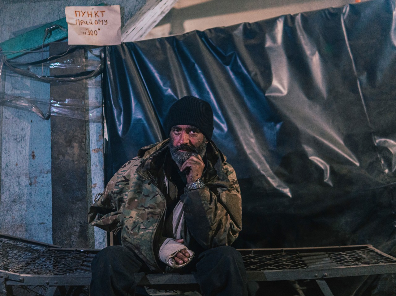 Einer der verletzten ukrainischer Soldate aus dem Stahlwerk Asow in Mariupol. (Archivfoto)