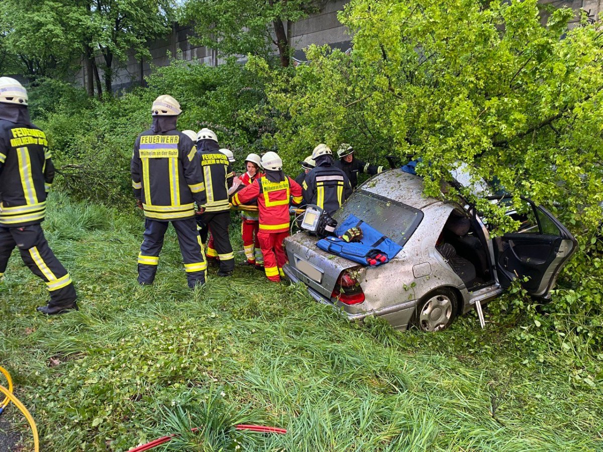 Unfall Mülheim A40.jpg