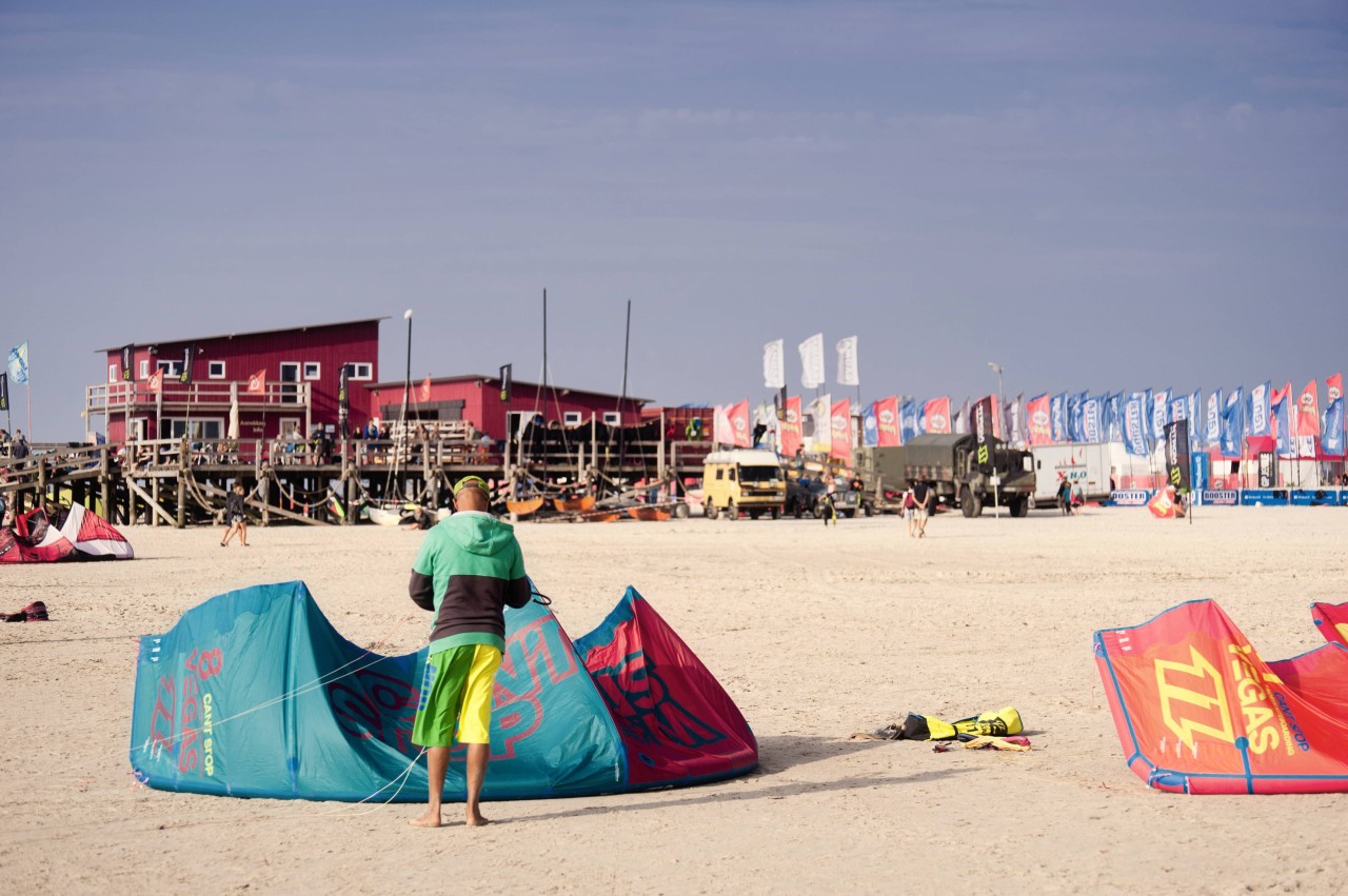 Urlaub an der Nordsee: Die Furcht vor einem temporär zweiten Ballermann auf Sylt wächst. (Symbolbild)