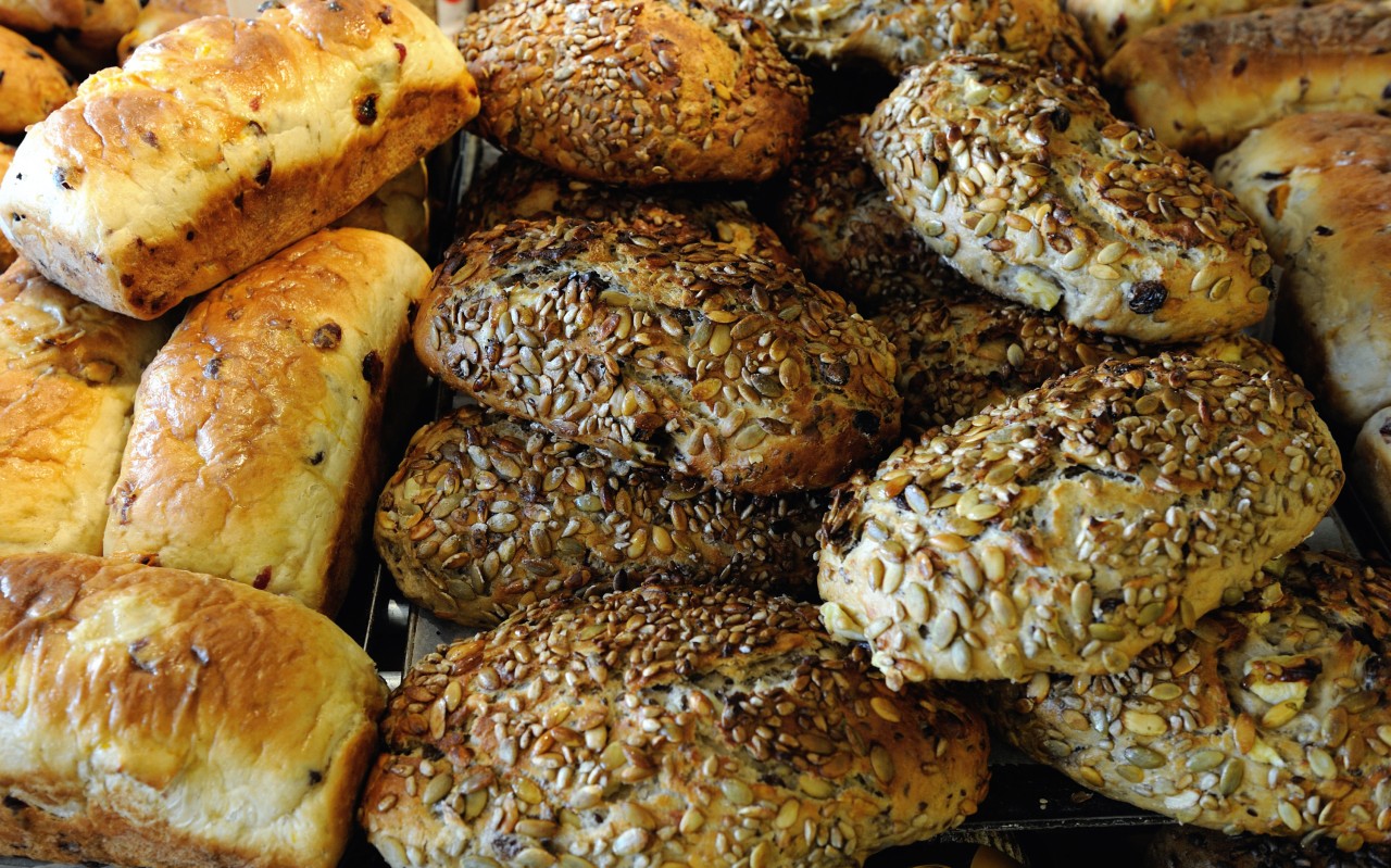 Die Bäckerei Bulle will kein Bargeld mehr für ihre Backwaren entgegennehmen. (Symbolbild)