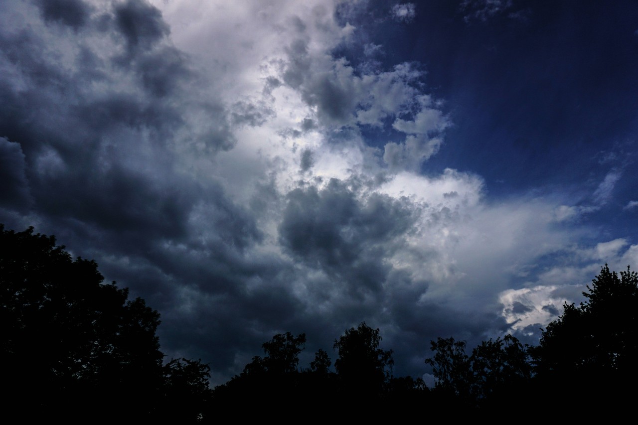 Das Wetter wird in den kommenden Tagen mehr als ungemütlich. (Symbolbild)