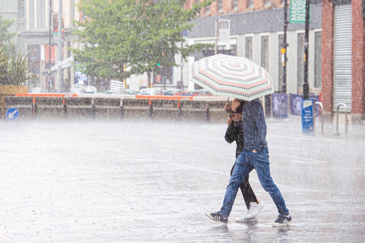 Wetter in Deutschland: Der Juli beginnt durchwachsen und auch die Prognose für den Sommer lässt nichts gutes erhoffen. (Symbolbild)