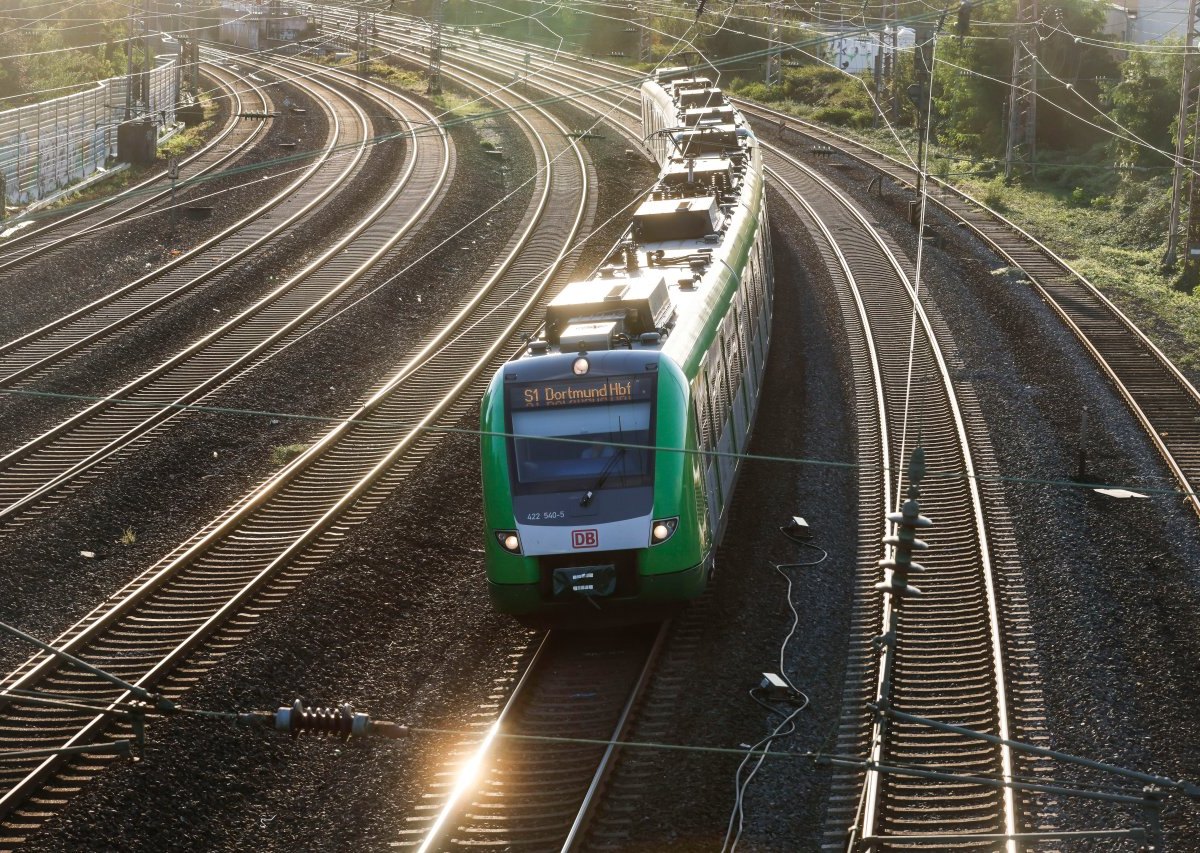 bahn dortmund.jpg