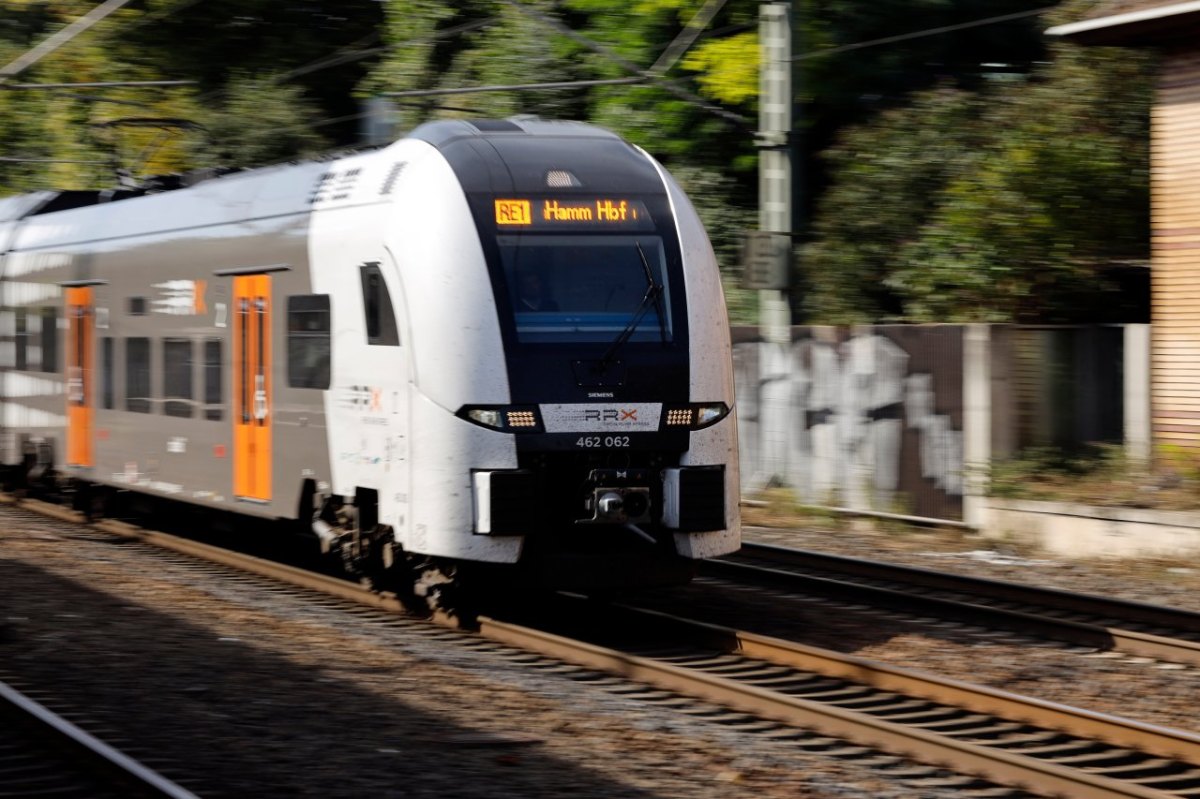 bahn mülheim.jpg