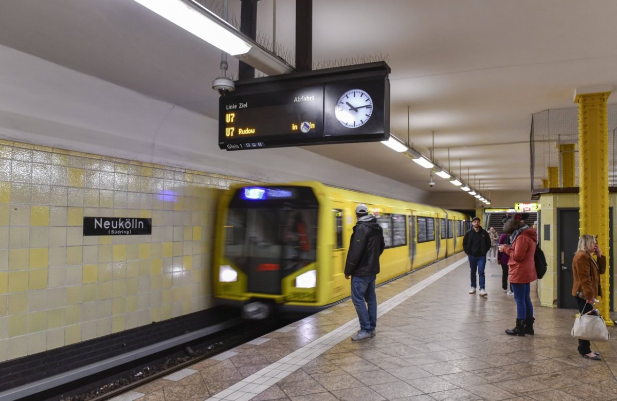 berlin ubahn.jpg