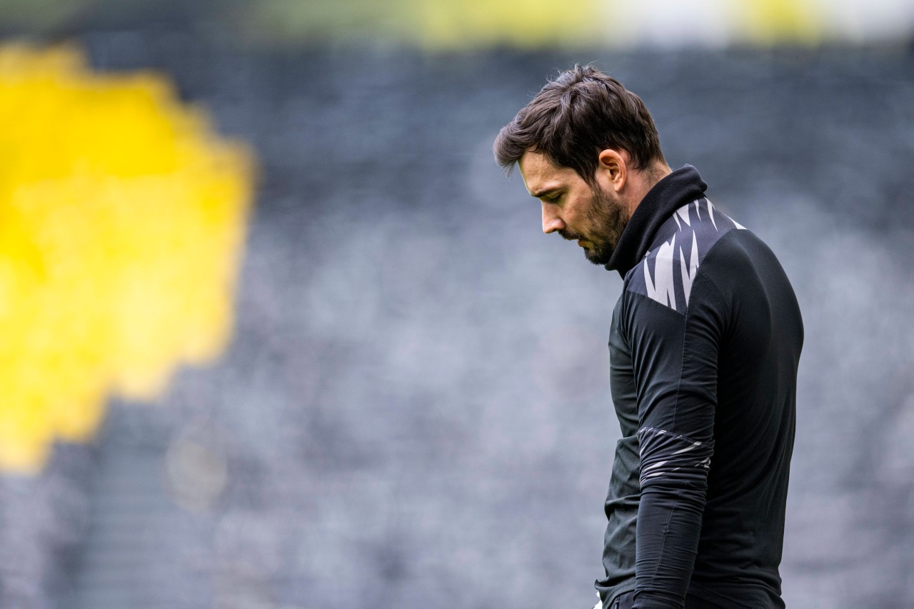 Borussia Dortmund wollte offenbar Roman Bürki mit nach Lissabon nehmen.