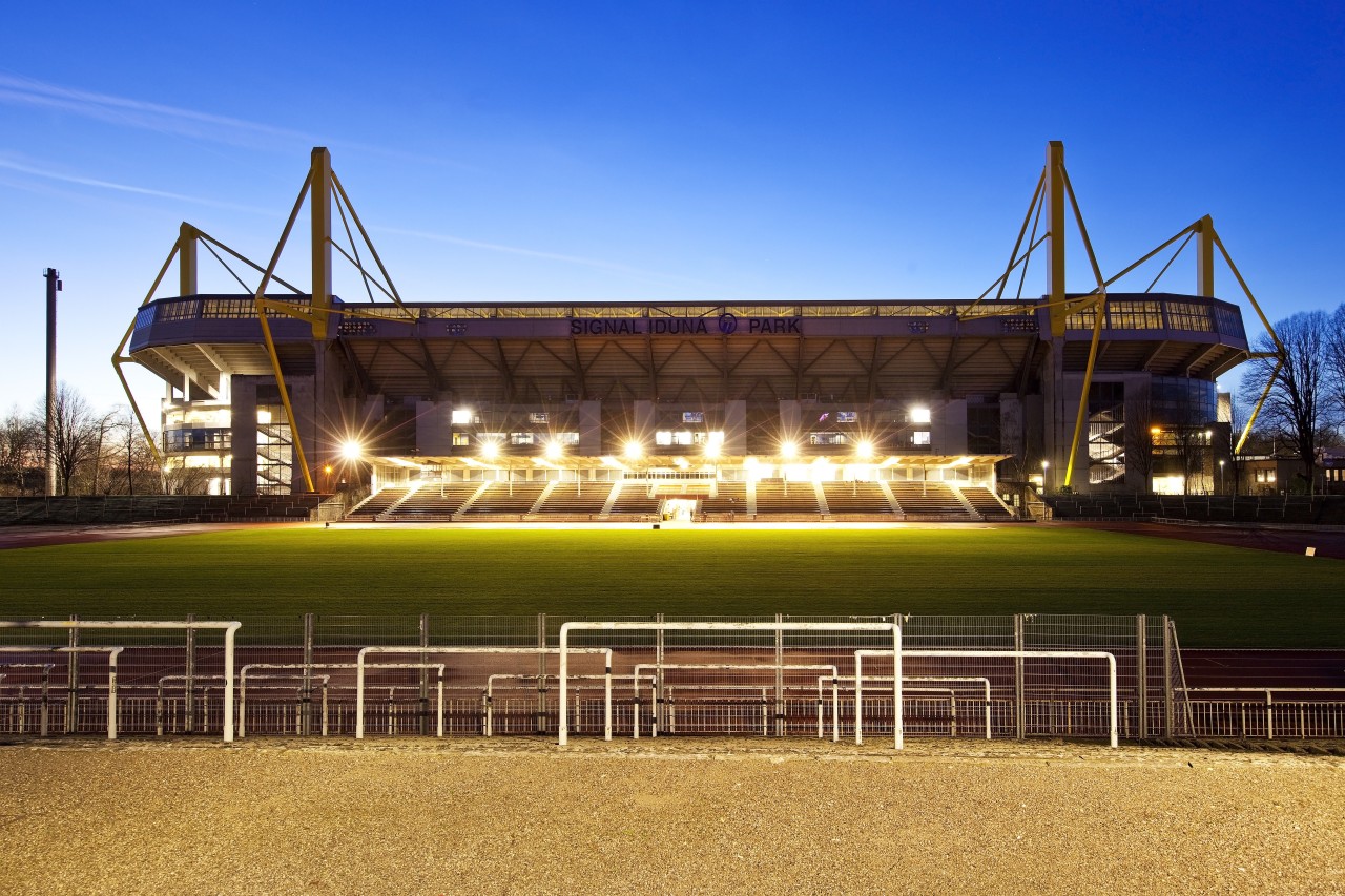 Am Samstag dürfen BVB-Fans wieder ins Stadion Rote Erde.