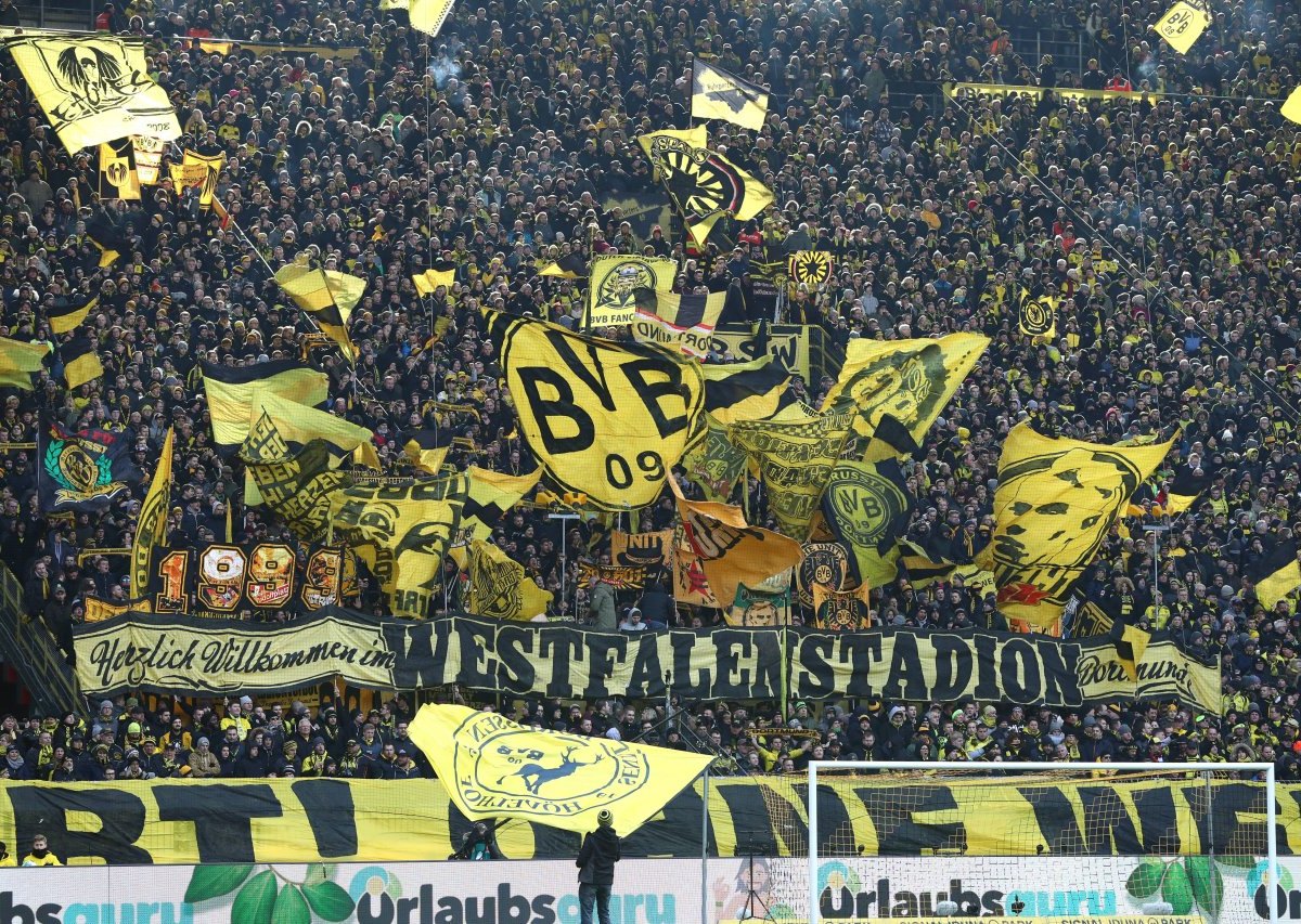 bvb-borussia-dortmund-fans-ultras