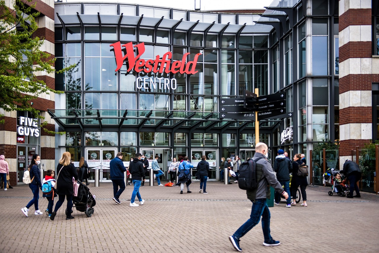 Das Cebtro Oberhausen heißt jetzt offiziell Westfield Centro.