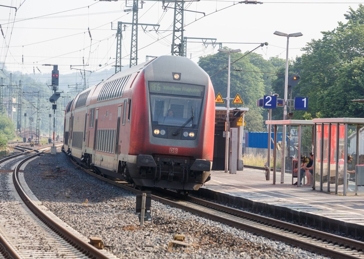 deutsche bahn.jpg