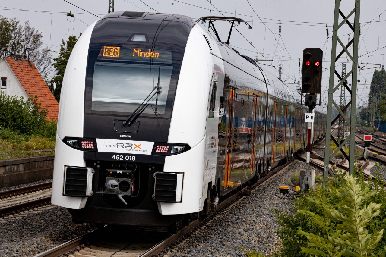 Deutsche Bahn: Der RE6 verkehrt vom Flughafen Köln/Bonn über Dortmund und Hamm nach Minden in Ostwestfalen. 