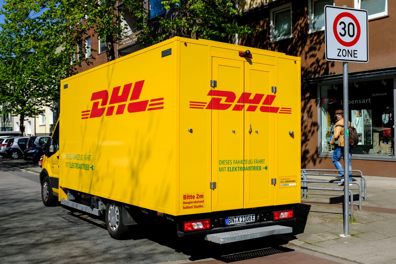 DHL: Aktuell sind gefährliche Mails um Umlauf. (Symbolbild)