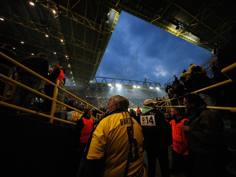 Fassungslosigkeit im Stadion.