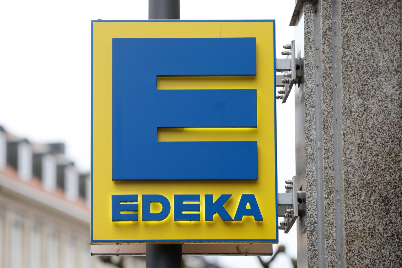 Ein Edeka-Kunde fragt lieber genauer nach, ehe er persönliche Daten preisgibt - und handelt so genau richtig.