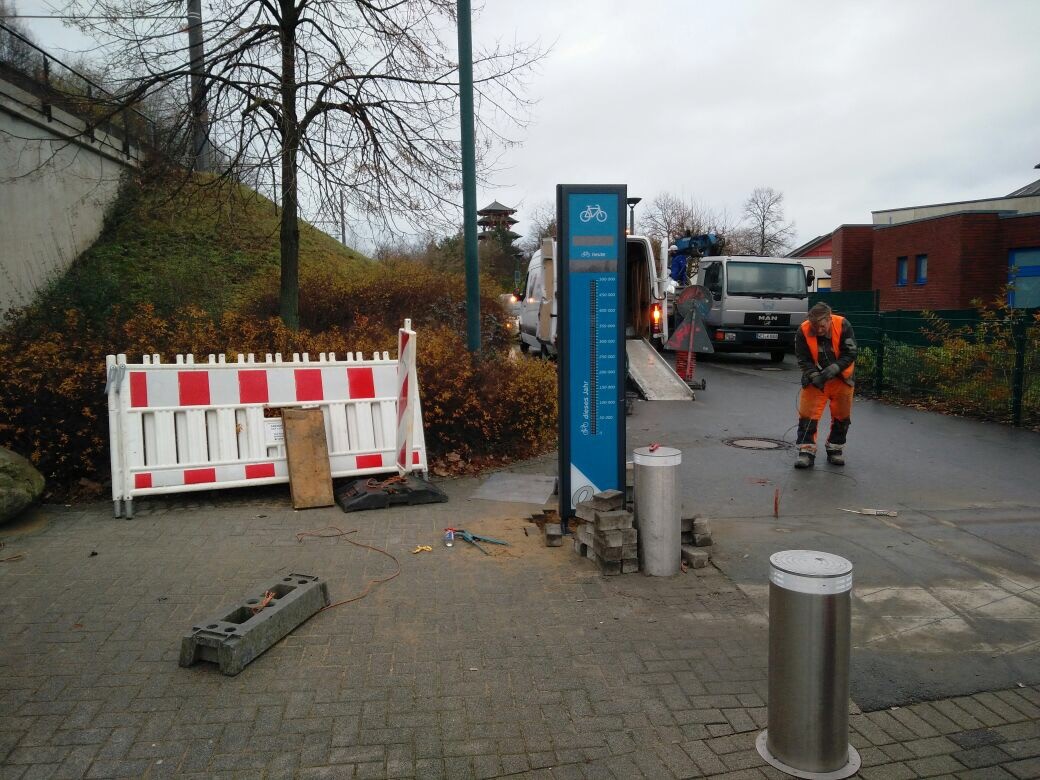 Das Fahrradbarometer steht seit Mitte Dezember am Centro.