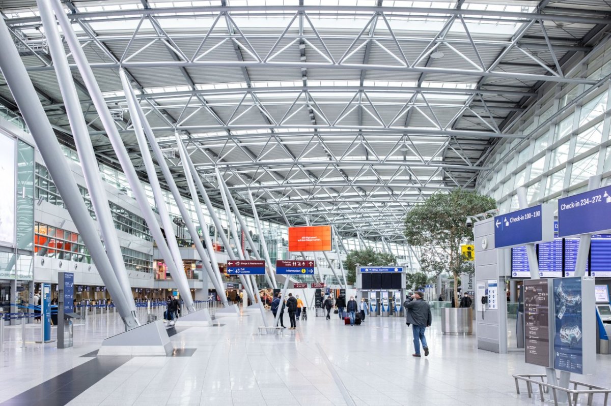 flughafen düsseldorf.jpg